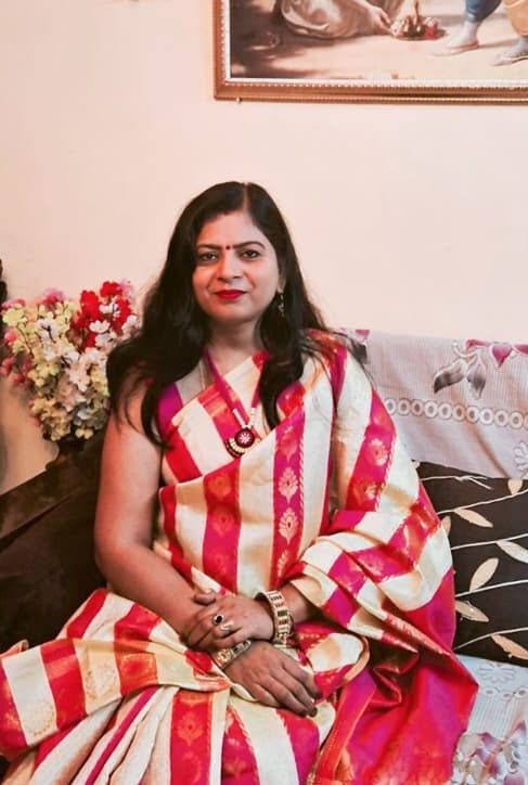 astrologer Dimpal Karrn